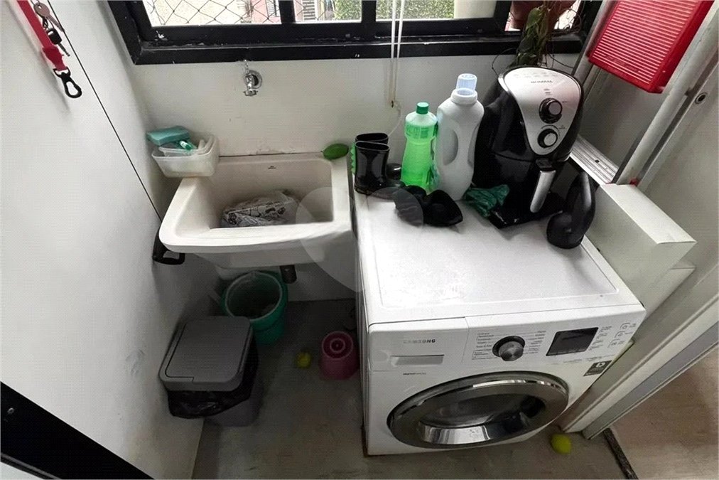 Apartamento à venda com 3 quartos, sendo 1 suíte, em Vila Madalena, São Paulo, SP