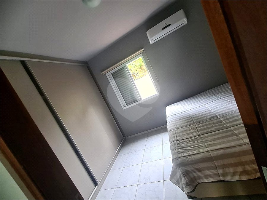 Casa à venda com 2 quartos no condomínio Karolyne, Votorantim - SP
