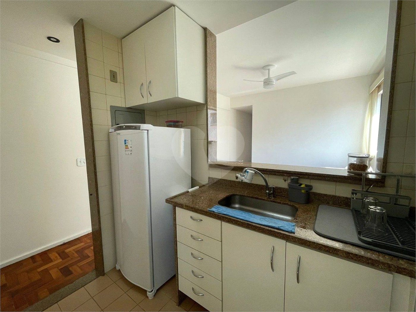 Apartamento à venda com 2 quartos, sendo 1 suíte, em Humaitá, Rio de Janeiro, RJ