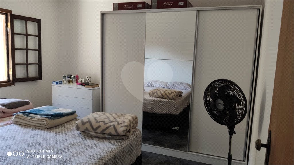 Casa à venda com 4 quartos, sendo 3 suítes, no condomínio Sausalito, Mairiporã - SP