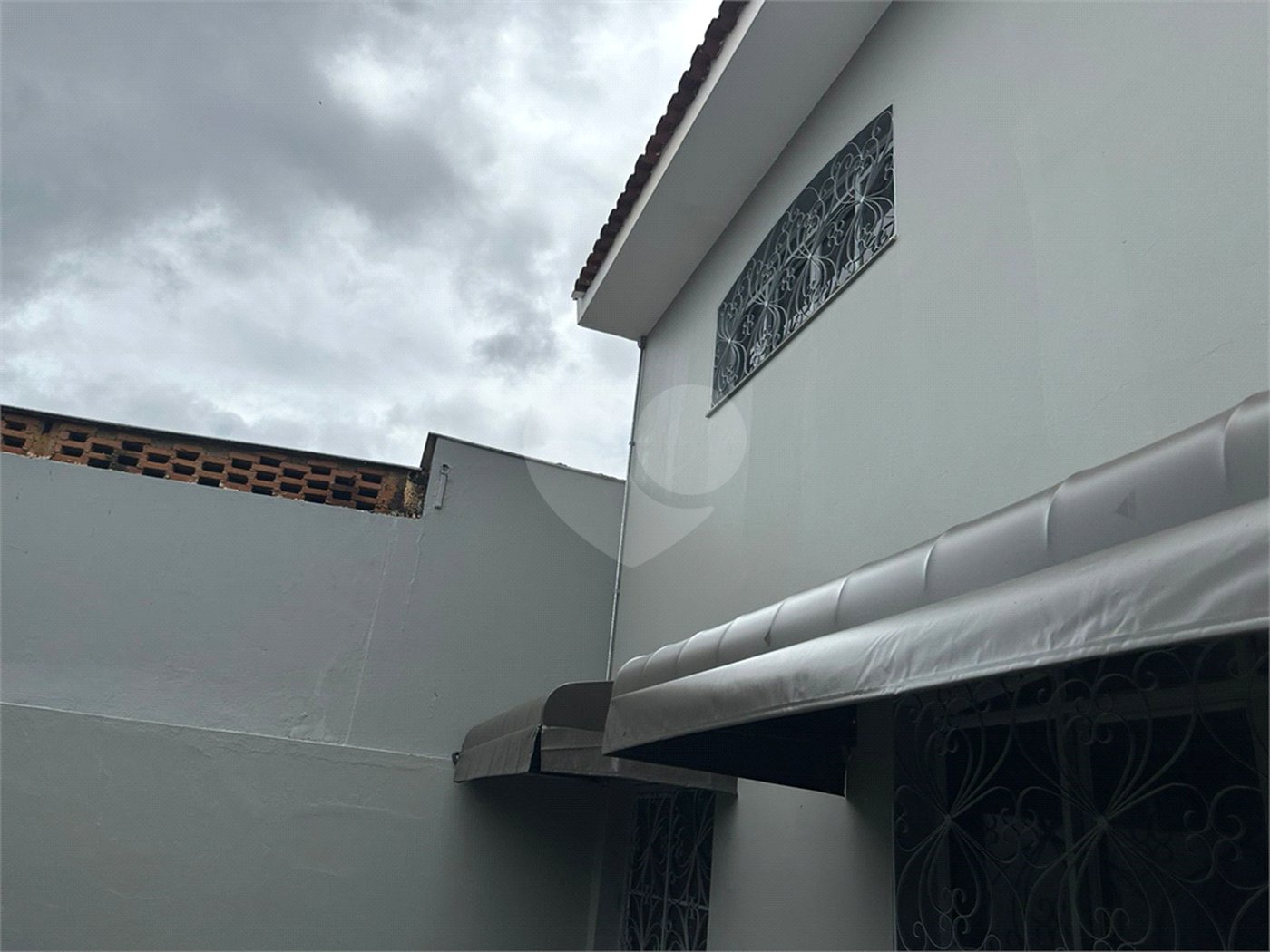 Sobrado à venda com 4 quartos, sendo 1 suíte,  em Jardim Santa Rosa, Araraquara, SP