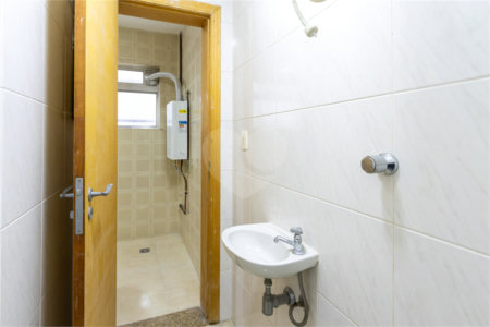 Apartamento à venda com 3 quartos, sendo 1 suíte, em Perdizes, São Paulo, SP