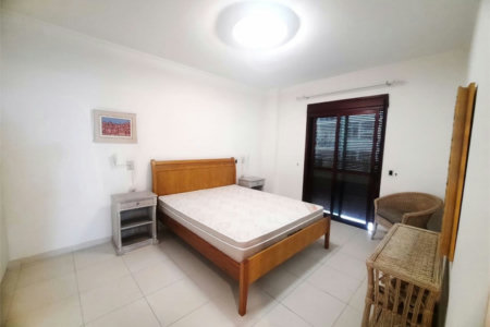 Apartamento Residencial à venda, Pitangueiras, Guarujá - AP0136.