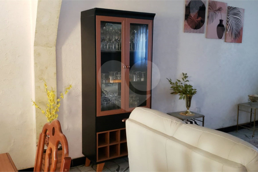 Sobrado à venda com 3 quartos, sendo 1 suíte, em Tremembé, São Paulo, SP