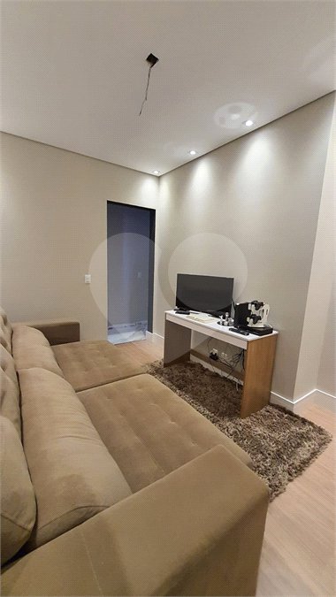Apartamento à venda com 3 quartos, sendo 1 suíte,  em Bela Vista, Salto, SP
