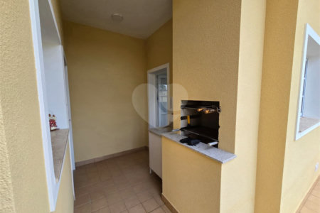 Casa à venda com 3 quartos, sendo 1 suíte,  no condomínio Golden Ville, Itapetininga - SP