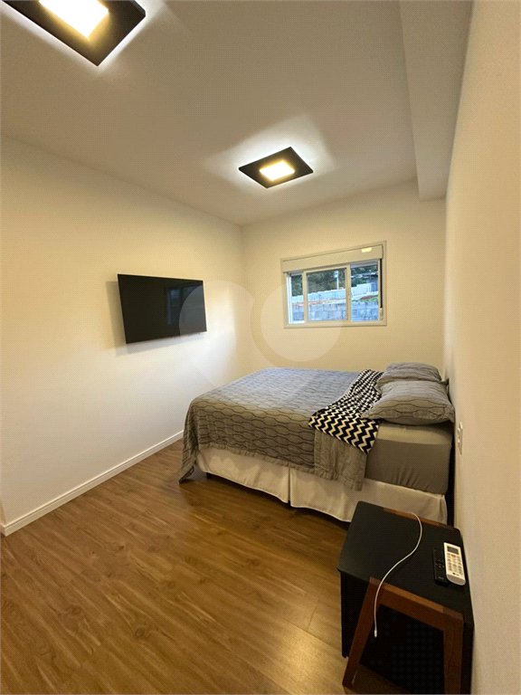 Apartamento à venda com 2 quartos, sendo 1 suíte, em Bairro do Cambará, São Roque, SP