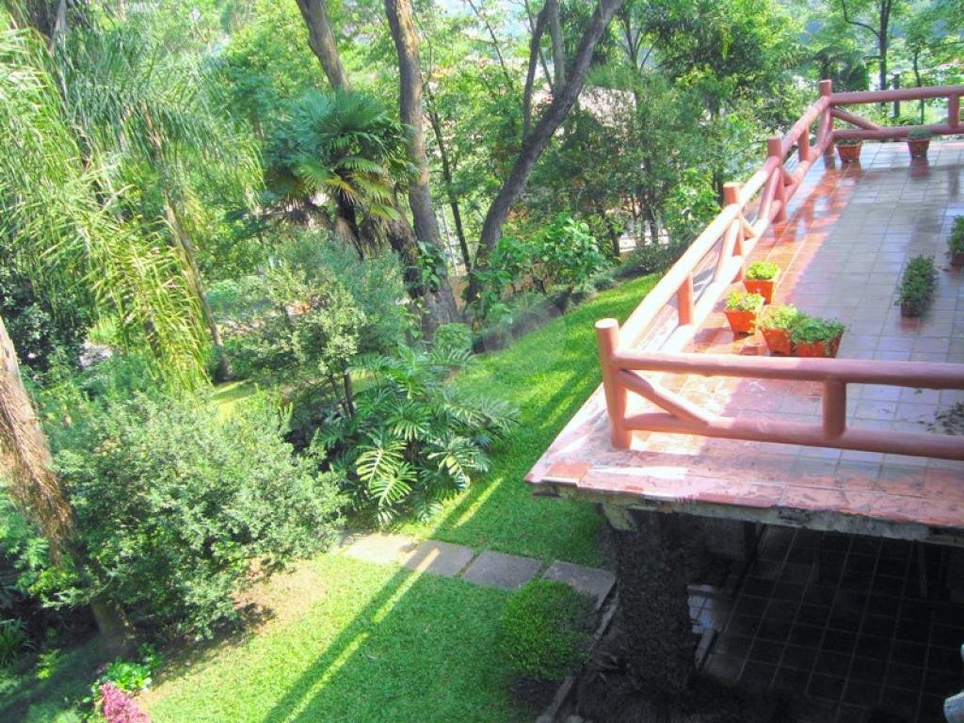 Casa à venda com 3 quartos, sendo 2 suítes, no condomínio Jardim Ibiratiba, São Paulo - SP