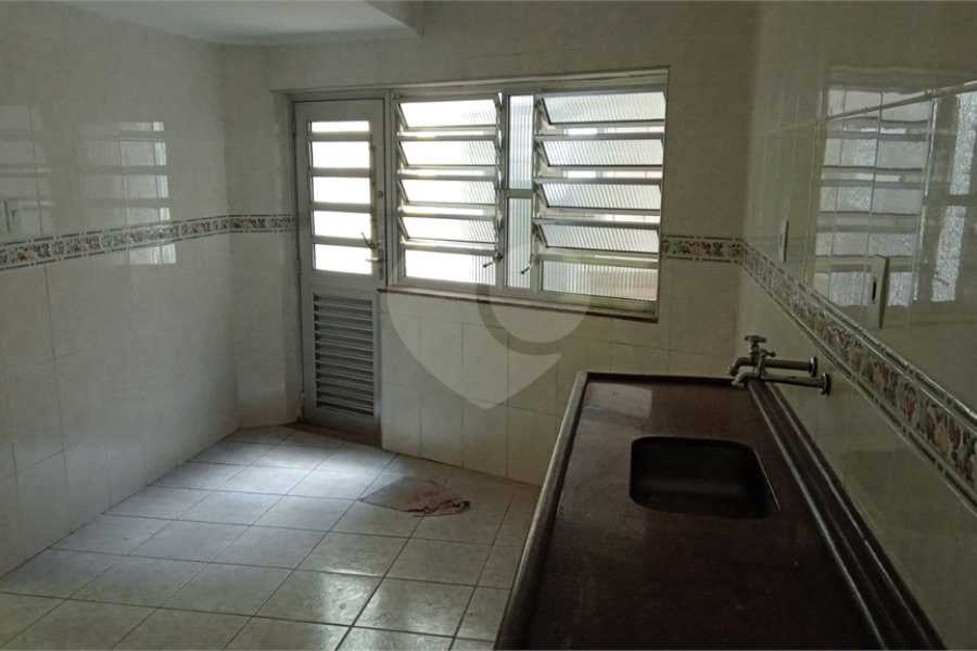 Sobrado à venda com 9 quartos, sendo 1 suíte, em Jaçanã, São Paulo, SP