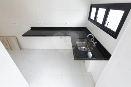Cobertura à venda com 2 quartos, sendo 1 suíte,  em Tijuca, Rio de Janeiro, RJ