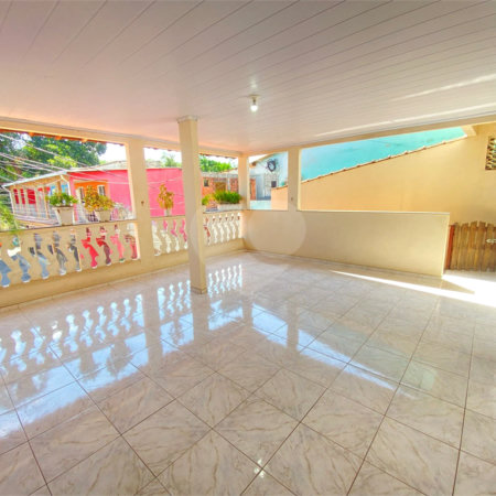 Casa à venda com 3 quartos em Campo Grande, Rio de Janeiro, RJ