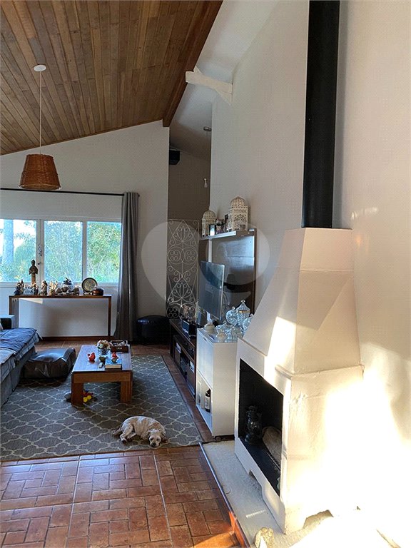 Sítio à venda com 3 quartos, sendo 1 suíte,  no Centro, Biritiba-mirim, SP