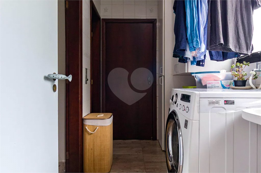 Apartamento à venda com 3 quartos, sendo 1 suíte, em Vila Andrade, São Paulo, SP