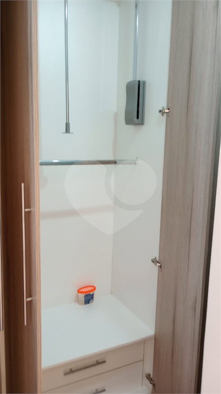 Casa à venda com 3 suítes no condomínio Picollo, Louveira - SP