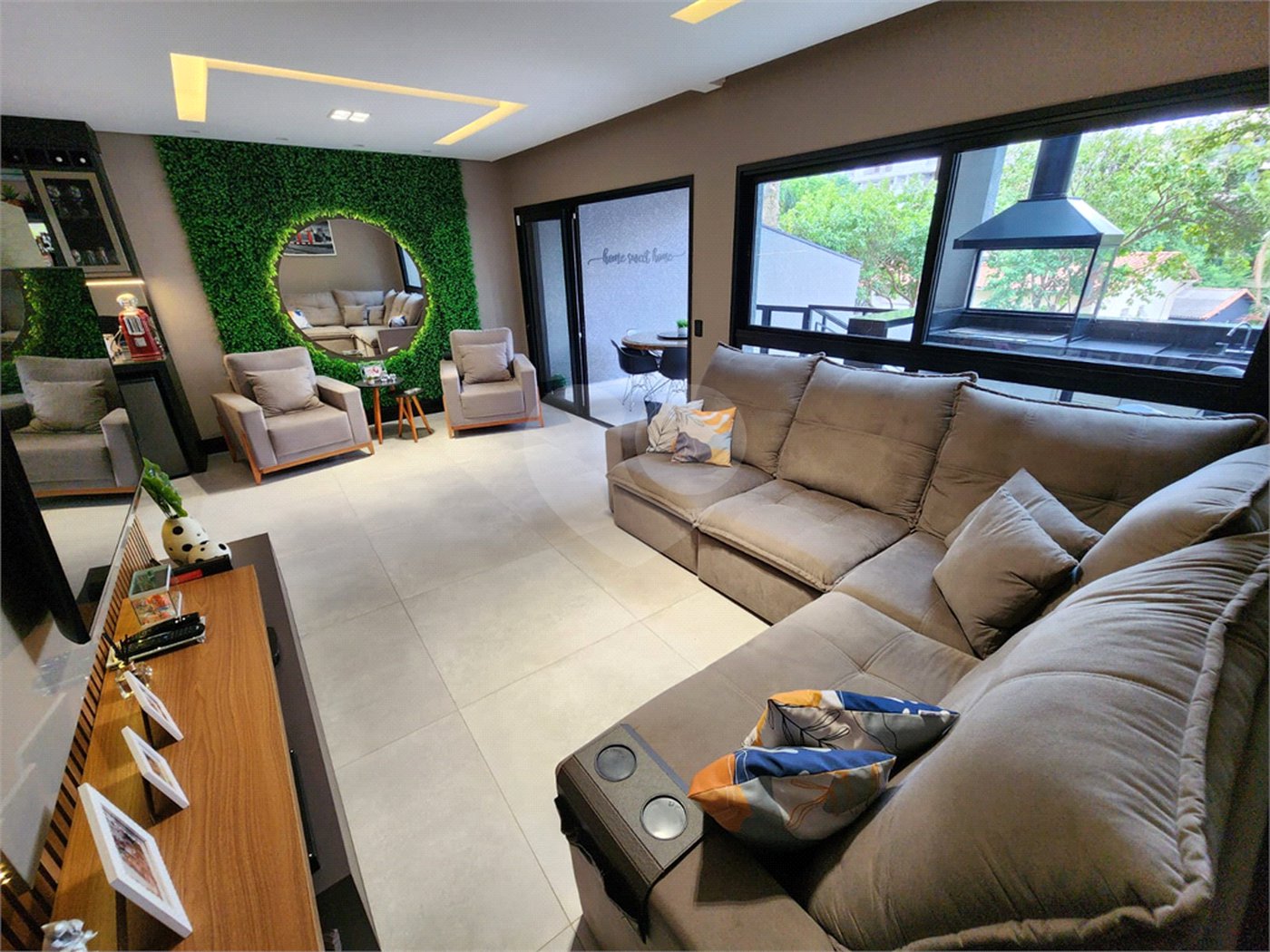 Casa à venda com 4 suítes em Jardim Prudência, São Paulo, SP