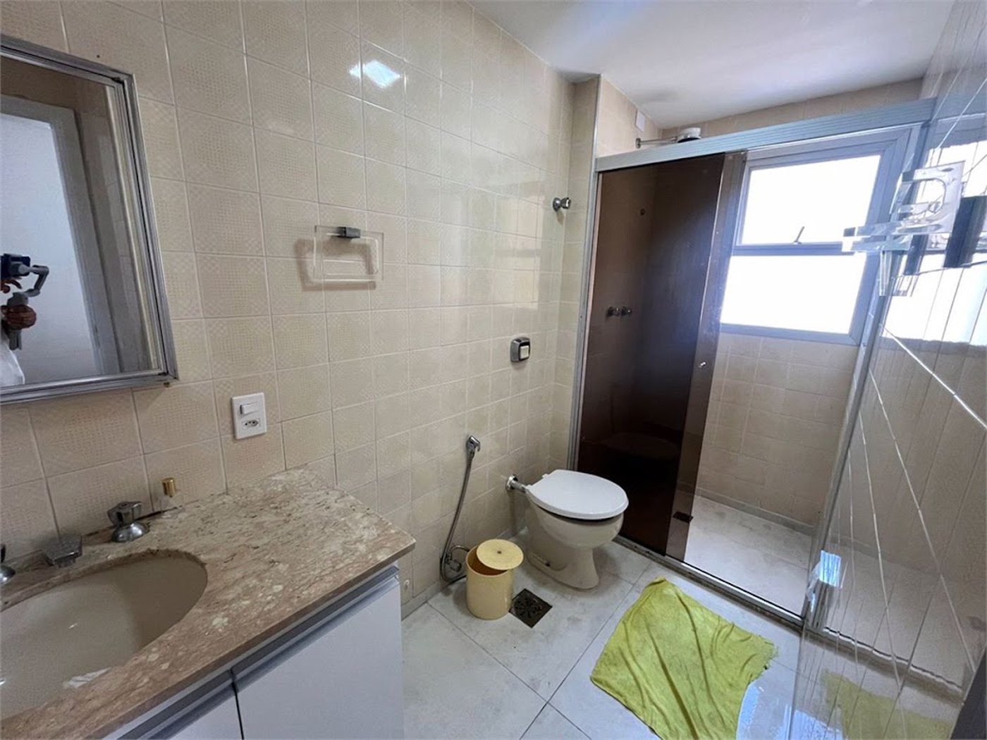 Apartamento com 3 dormitórios à venda, 100 m² por R$ 650.000,00 - Pitangueiras - Guarujá/SP