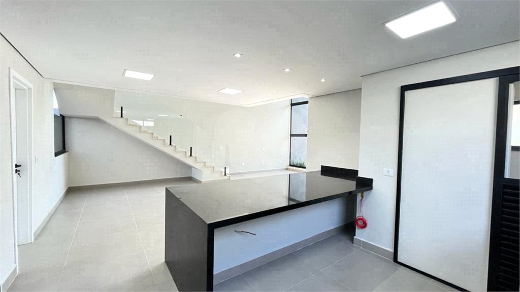 Casa à venda com 4 quartos, sendo 3 suítes, no condomínio Campos do Conde Sorocaba, Sorocaba - SP