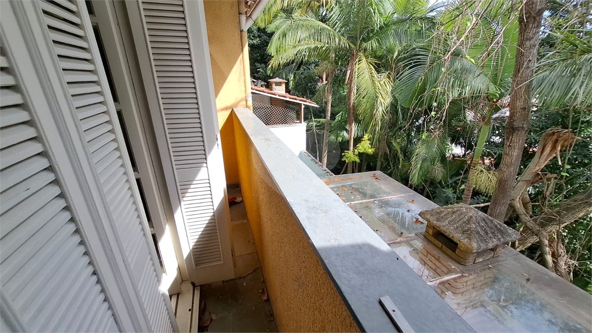 Casa à venda com 2 suítes no condomínio Village Palmas, São Paulo - SP