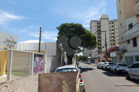 Casa à Venda na Rua Conde do Pinhal - São Carlos/SP