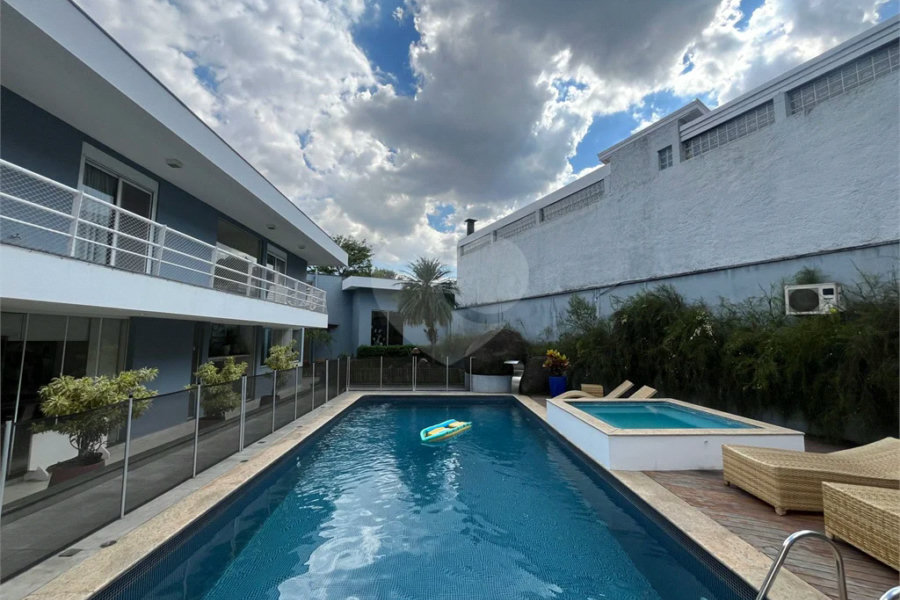 Casa à venda com 5 suítes em Tremembé, São Paulo, SP