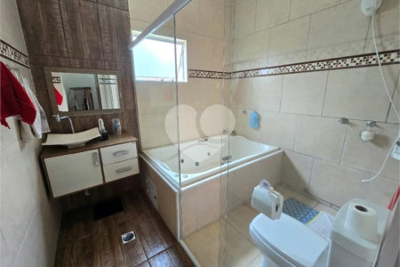 Chácara à venda com 3 quartos, sendo 1 suíte, em Cercadinho, Alambari, SP