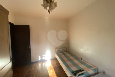 Casa à venda com 3 quartos, sendo 1 suíte, em Parque Residencial Monte Carlo, Ponta Porã, MS