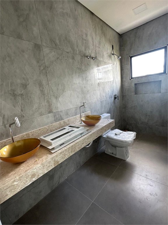 Casa à venda com 5 suítes no condomínio Florais do Parque, Cuiabá - MT