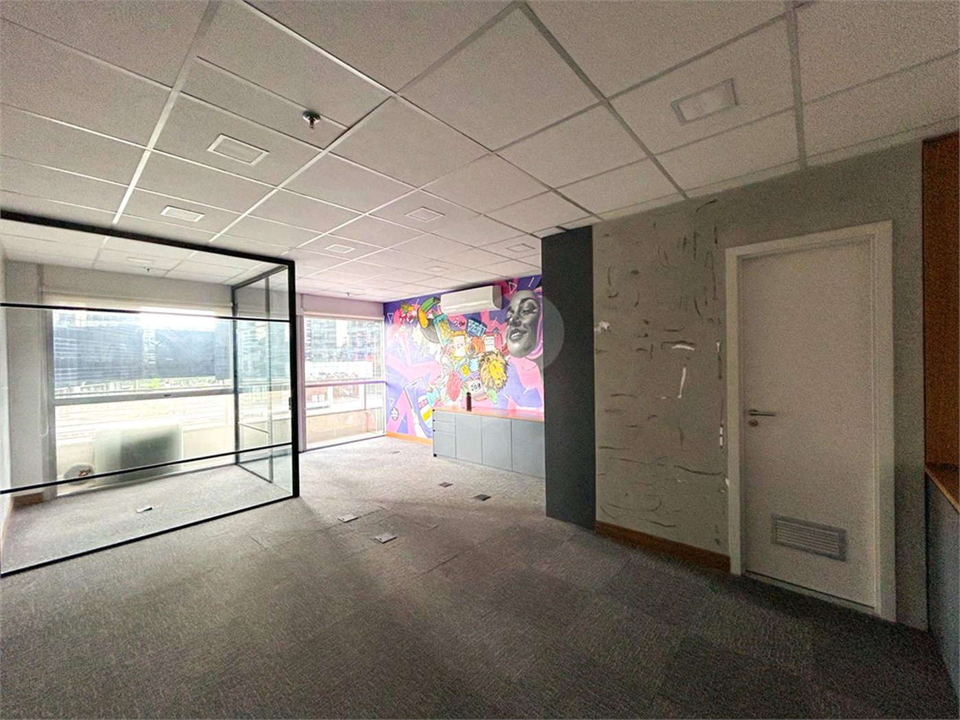 Sala à venda ou para alugar em Vila Gertrudes, São Paulo, SP