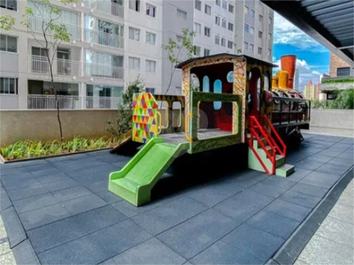 Apartamento à venda com 2 quartos, sendo 1 suíte,  em Brás, São Paulo, SP