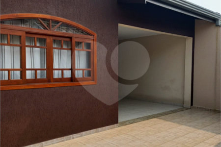 Casa à venda com 3 quartos, sendo 1 suíte, em Bosque, Vinhedo, SP