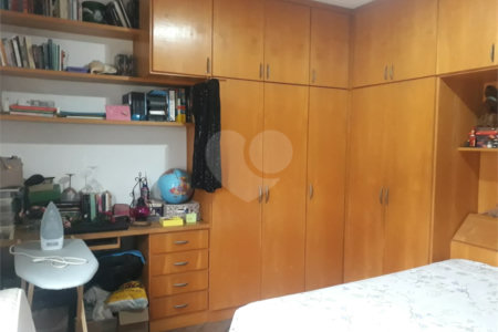 Sobrado à venda com 3 quartos, sendo 1 suíte, em Jardim Flórida, São Roque, SP
