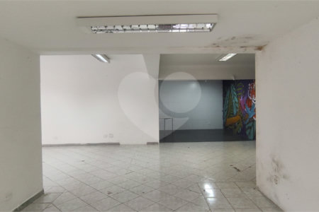 Casa à venda com 3 quartos, sendo 1 suíte, em Parque Jabaquara, São Paulo, SP