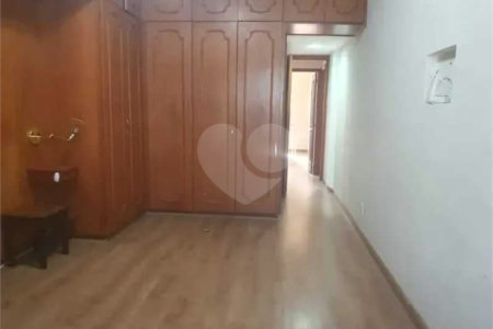 Apartamento à venda com 3 quartos, sendo 1 suíte, em Maracanã, Rio de Janeiro, RJ