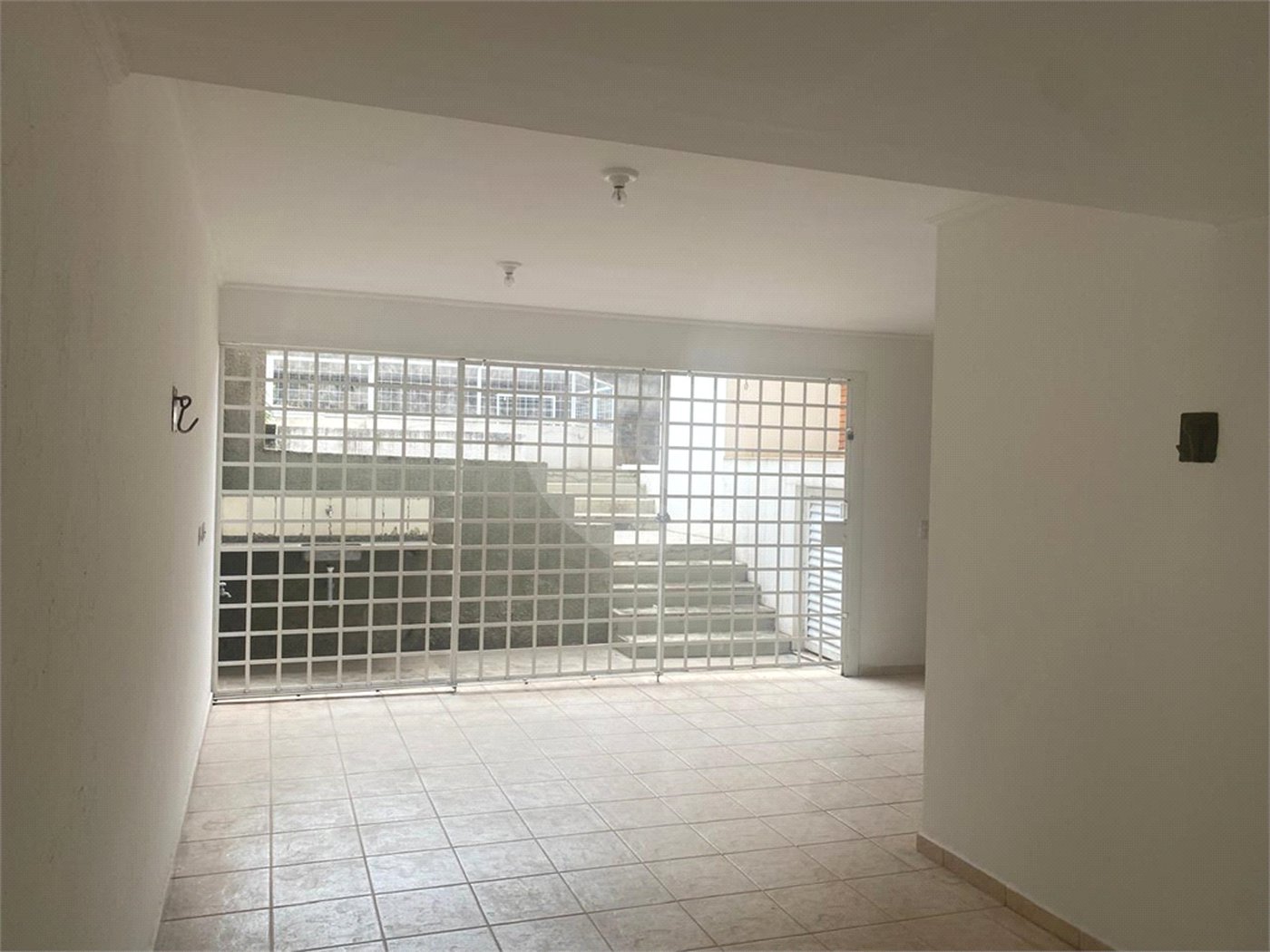 Sobrado à venda ou para alugar com 3 quartos, sendo 1 suíte, no Centro, Salto, SP
