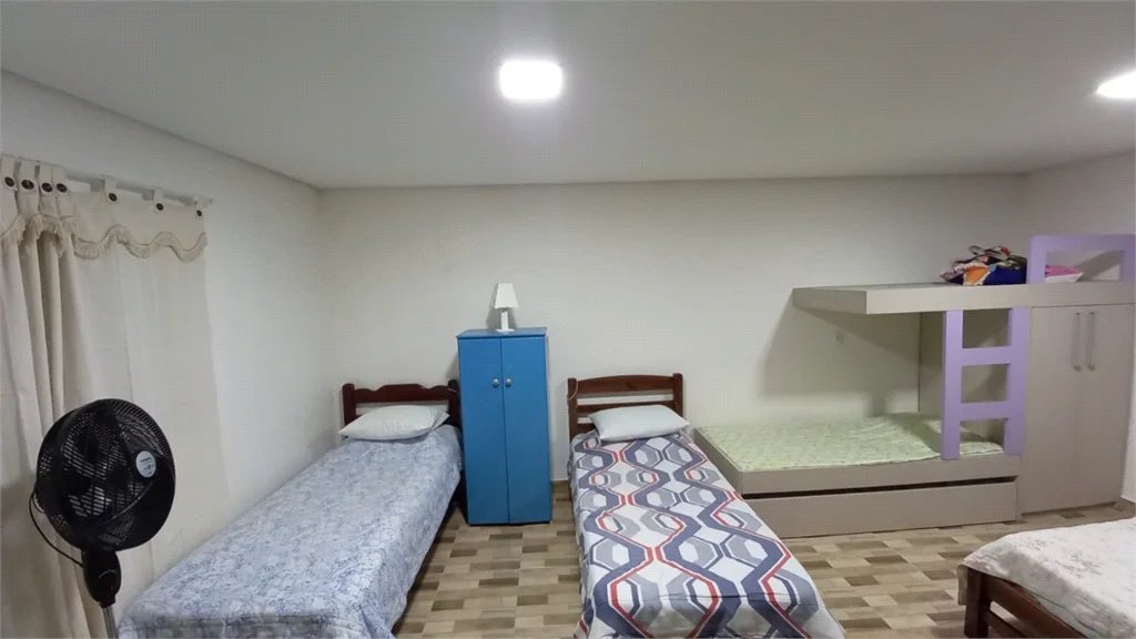 Casa à venda com 3 quartos em Jardim São Jorge, São Paulo, SP