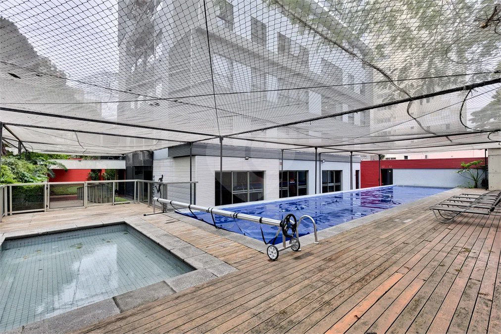 Apartamento à venda com 2 suítes em Alto da Boa Vista, São Paulo, SP