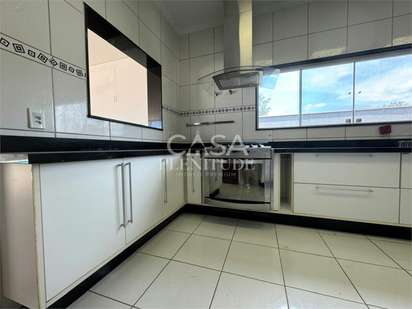 Casa em condomínio para alugar com 4 suítes em Residencial Village Ipanema I, Araçoiaba da Serra, SP