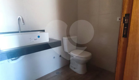 Sobrado à venda com 3 quartos, sendo 1 suíte,  em Santana, São Paulo, SP