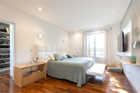 Casa à venda com 4 suítes no condomínio Residencial Villa Fiume Rosso, São Paulo - SP