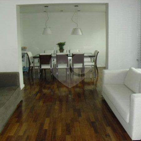 Cobertura à venda com 4 quartos, sendo 3 suítes, em Campo Belo, São Paulo, SP