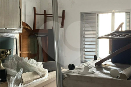 Casa Térrea à venda com 3 quartos em Jardim Dom José, São Paulo, SP