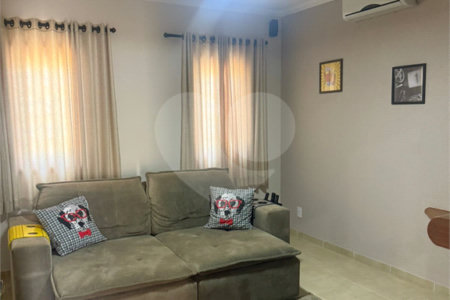 Casa à venda com 3 suítes no condomínio Terras de Mont Serrat, Salto - SP