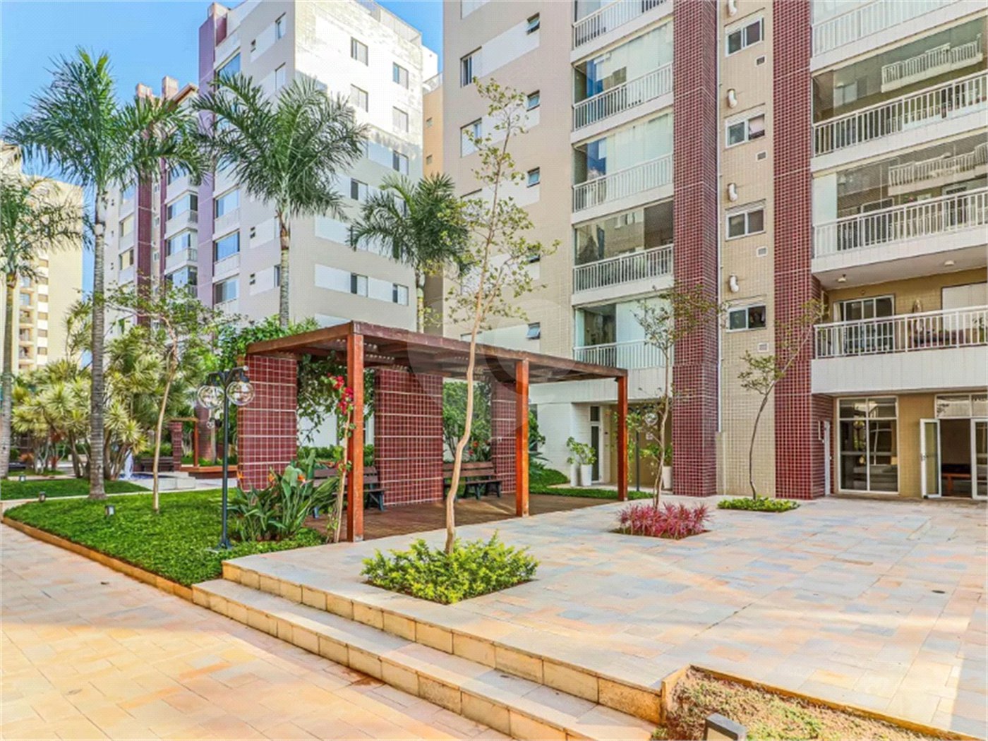 Apartamento à venda com 3 quartos, sendo 1 suíte, em Vila Polopoli, São Paulo, SP