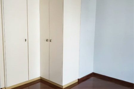 Apartamento à venda com 4 quartos, sendo 2 suítes,  em Vila Andrade, São Paulo, SP