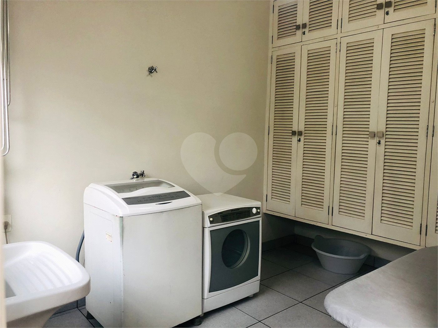 Casa Térrea à venda com 3 quartos, sendo 1 suíte,  em Vila Industrial, Mogi das Cruzes, SP