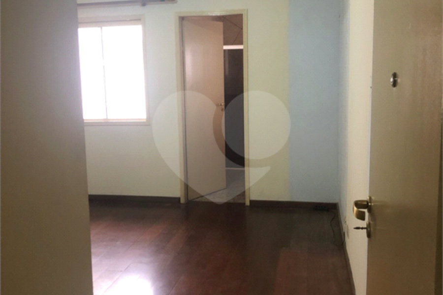 Sobrado à venda com 4 quartos, sendo 1 suíte, em Santana, São Paulo, SP