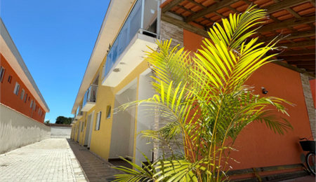 Apartamento à venda com 2 quartos, sendo 1 suíte,  em Indaiá, Bertioga, SP