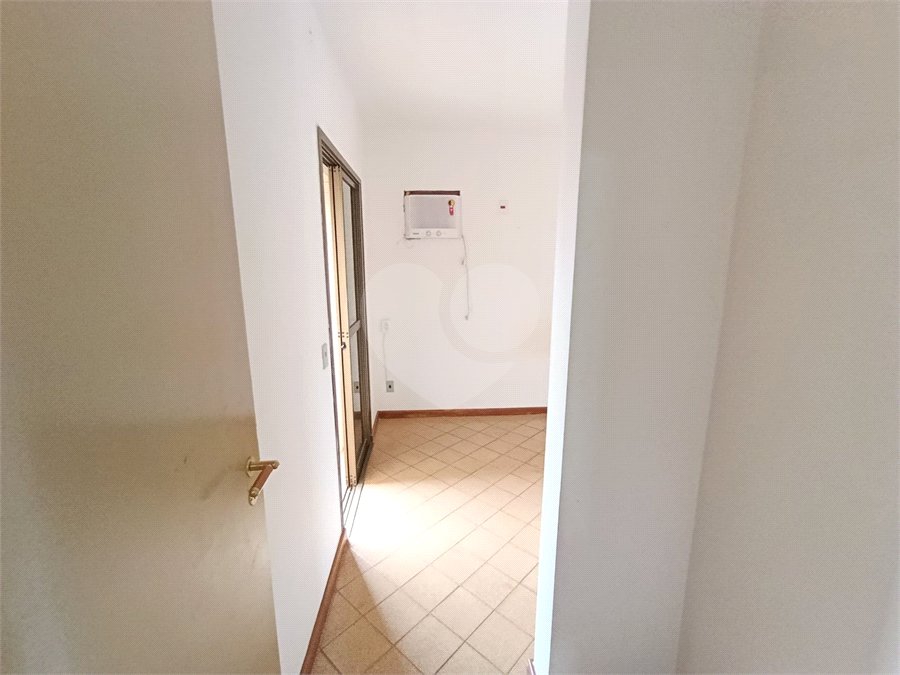 Apartamento à venda com 3 quartos, sendo 1 suíte, no Centro, Ribeirão Preto, SP