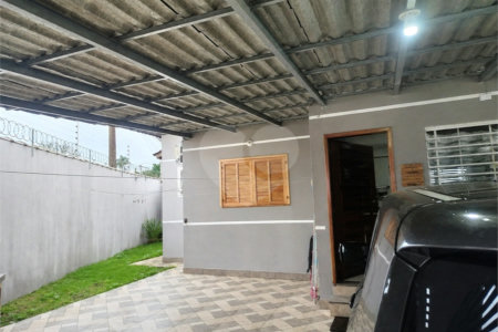 Casa à venda com 2 quartos, sendo 1 suíte, em Cidade Boa Vista, Suzano, SP