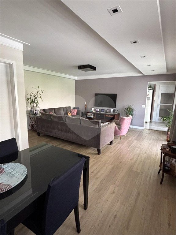 Apartamento à venda com 3 suítes em Aclimação, São Paulo, SP